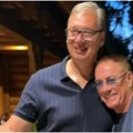 (Video) Vučić ugostio Van Dama, a onda nasmejao sve: "Izgubio sam u obaranju ruke, ali vam u video formatu to zadovoljstvo…