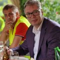 Vučić o besplatnim udžbenicima: Ne postoji ništa besplatno, sve to na kraju plate građani