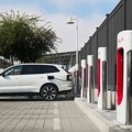 Volvo EV vozači počinju da koriste Teslin Supercharger