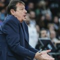 Ataman puca od besa: "Trebalo je da igramo košarku, a ne američki fudbal"