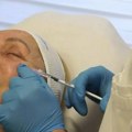 Boc-boc! Vesna Zmijanac se podmladila: Pevačica ubrizgala hijaluron u sebe, evo kako sada izgleda