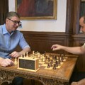 "Trenuci relaksacije": Vučić je upravo objavio fotografiju iz Predsedništva Srbije