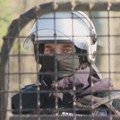 (VIDEO) Na Vidikovcu Interventna jedinica sklanja građane sa ulica i privodi okupljene