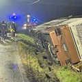 Težak sudar autobusa i kampera u Italiji