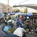 Više od 1.000 ljudi i dalje kampuje na madridskom trgu Puerta del Sol