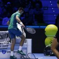 Dugo ovo nismo videli: Novak besno lomio rekete (VIDEO)