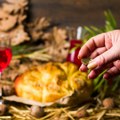 Hristos se rodi, srećan Božić: Vernici danas obeležavaju najradosniji hrišćanski praznik, ove običaje morate…