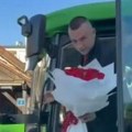 E, tako se ide na maturu! Gori Bosna zbog ovog snimka, ovaj dečko zna u kakvoj se "limuzini" dolazi sa stilom! (video)