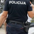 Policija zaplenila 12 komada vatrenog oružja i 716 komada municije od muškarca u Beranama