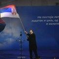 Trobojka nas je održala i ujedinjavala: Vučić poručio - Da sačuvamo Srbiju, da živi naša Srbija! (foto)