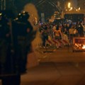 ‘Gde smo ono stali’: Demolirano još jedno sedište SNS-a, protesti širom Srbije
