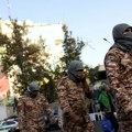 „Udaraju palicama, pucaju na demonstrante“: Šta je Basidž, koji ima vodeću u logu u gušenju protesta u Iranu?