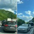 Kolaps na graničnom prelazu sa Srbijom: Kilometarske kolone blokiraju saobraćaj (foto)