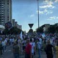 Vučić: U Novom Sadu juče bio omanji skup ljudi koji žive u svom balonu i maštaju da će se pitati nešto