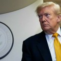 Tramp traži ukidanje licenci tv kanalima koji nisu prenosili njegov govor