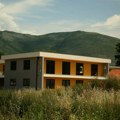 Pare isparile, a deca pate u raljama biznisa i politike: Dnevni centar u Trebinju još nije otvoren, a pre tri godine…