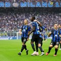 Pukla „petarda” na meaci: Inter pobedio Milan u derbiju za peti uzastopni trijumf fudbalera