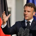 Vašington post: Makron blefira - može se naći u ozbiljnom problemu