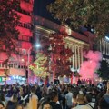 Studenti skinuli prsluke, zeleno svetlo upaljeno: Kako je protekao studentski protest na Slaviji – pročitajte kako su naši…