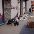 Građani ostavili smeće ispred prostorija SNS
