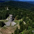 (Video, foto) Kozara kao skupoceni biser: Pogledajte novu emisiju Srpskainfo o prirodnom i istorijskom dragulju Krajine!