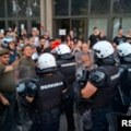 Policija na Filozofskom fakultetu u Novom Sadu na poziv dekana, saopštio MUP