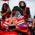 Sportska fotografija godine: Najbolji motociklista svih vremena kao Mesi!