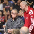 Navijači u Crnoj Gori provocirali bivšeg kapitena Zvezde transparentom sa slikom Nebojše Čovića