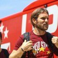 Pali se mašina! Fudbaleri Zvezde krenuli na pripreme u Austriju: Stanković bez četiri prvotimca!