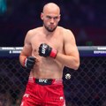 Uroš Medić posle pobede na UFC Beograd otišao u Novi Sad: Hit snimak iz Laze Telečkog, oborio rekord na ulici!