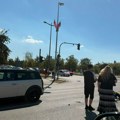 Motociklista oboren u Novom Sadu: Policija vrši uviđaj, nije poznato u kakvom je stanju