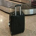 „Sa kofera je otpao i točak“: Koja su prava putnika ako im tokom leta oštete prtljag