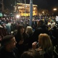 „Kad god nešto ne valja, vlast odmah poseže za ‘stranim mešanjem'“: Kako tumačiti izjavu Vučevića da proteste…