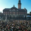 Današnji protest obeležio Javni čas subotičkih profesora