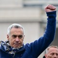 Kraj; Đorđesku objavio: Povlačim se iz politike