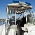 Policija spasila četiri osobe sa oštećene jedrilice u Ohridskom jezeru, veliki šumski požar kod Valandova
