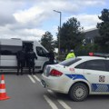 Турска полиција ухапсила карикатуристу због цртежа пророка Мухамеда, протести испред редакције
