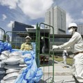 Deo kontaminiranog tla iz Fukušime prenet u park rezidencije premijera Japana