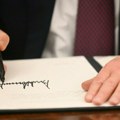 Tramp će umesto Bajdenovog portreta postaviti sliku olovke na "Zidu slavnih" u Beloj kući