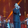 Najmlađi pevač otvorio koncert u čast Šabana Šaulića: Nermin Handžić dočekan ovacijama