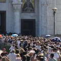 SPC: Pojasu Presvete Bogorodice se od Spasovdana poklonilo 478.000 vernika