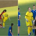 Окренула се према противници и шутнула је, па напала и судију! Невероватне сцене на утакмици фудбалерки у Хрватској