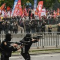 (FOTO/VIDEO) Prvi maj širom sveta: Protesti, sukobi i suzavci