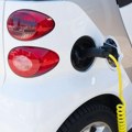 Електрични аутомобили чешће ударају пешаке него возила на бензин или дизел
