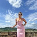 Senidah kupuje stan U Beogradu od 360.000 € Pevačica želi svoj dom u srpskoj prestonici, ne žali novac