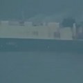 Teška havarija na brodu! Izbio požar, potopljeno 3.000 vozila: Ispituje se urok (video)
