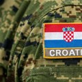 Haos u Hrvatskoj! Trojica muškaraca automobilom se zaletela u kasarnu, jedan od njih je Srbin
