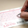 30 godina igrala lutriju s istim brojevima i na kraju je dobila premiju: Uložila ukupno 100.000 evra, a vratilo joj se u…