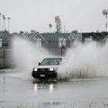 Neobičan fenomen pravi problem u Kaliforniji: Reke se izlile iz korita; Jedna osoba stradala FOTO/MAPA