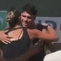 Alkaraz "iskopirao" Đokovića, Sabalenka ga videla i zagrlila kao nikada do sada